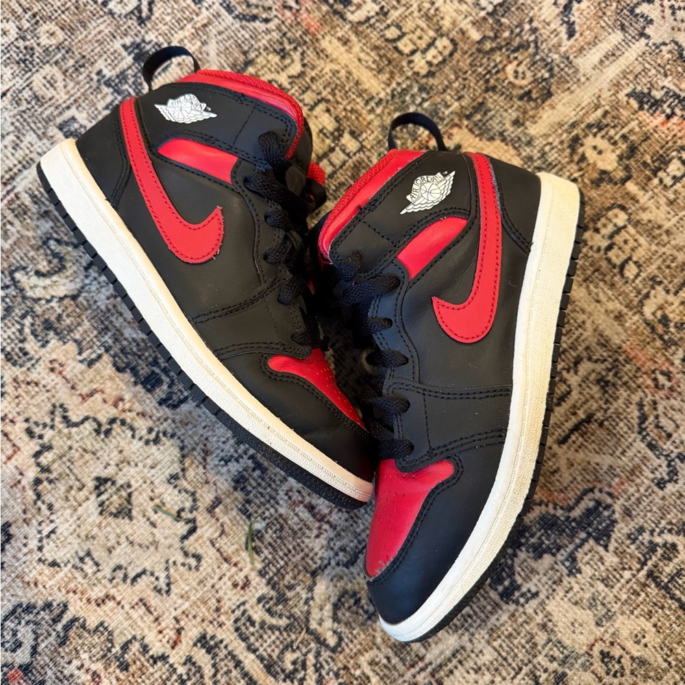 Nike Air Jordan 1 Mid